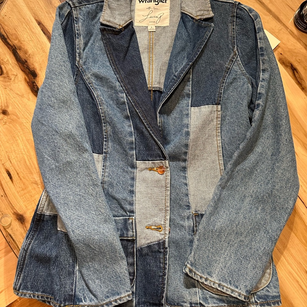 Wrangler Laney Wilson  Women's Blue Patchwork Jean Jacket